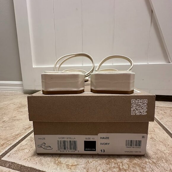 Dolce Vita Haize Ivory Stella Sandal, Size 13 - Picture 5 of 5